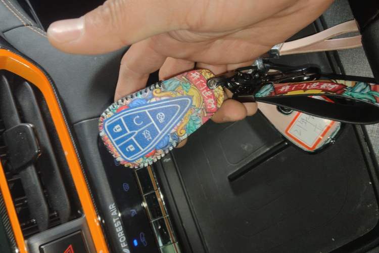 Used CHANGAN UNI-T 2022 1.5T Sport Edition Flagship Version Interior 1