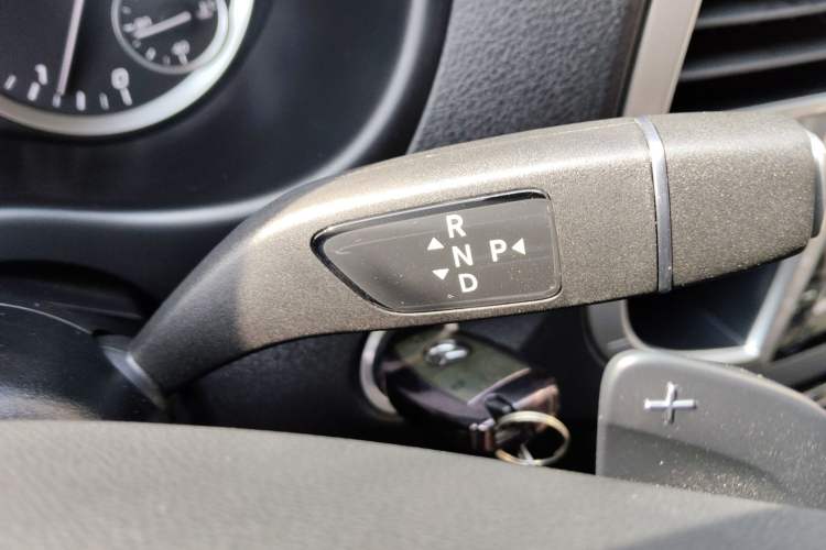 Used Mercedes-Benz Vito 2021 2.0T Elite Version 7 Seats