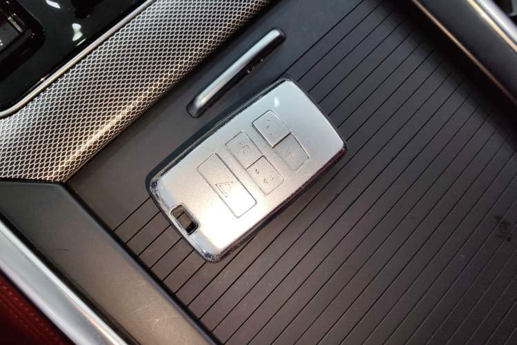 Used Jaguar XEL 2023 2.0T 250 PS R-DYNAMIC S Advanced Sport Edition
