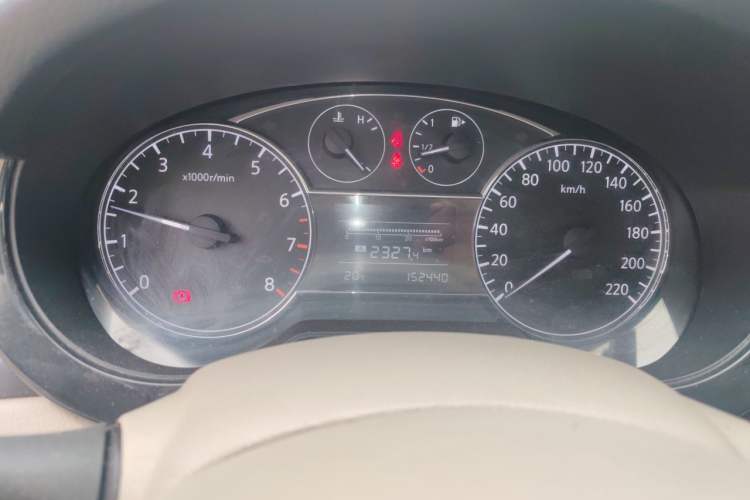 Used Nissan Tiida 2011 1.6L Manual Smart Version