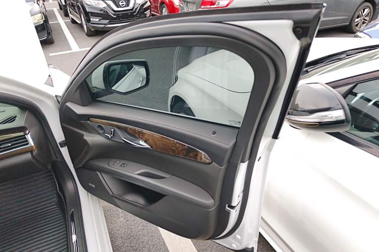 Used Cadillac CT6 2017 28T Luxury Model