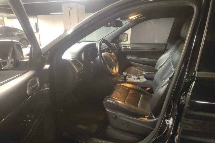 Used Jeep Grand Cherokee 2014 3.6L Elite Navigation Edition