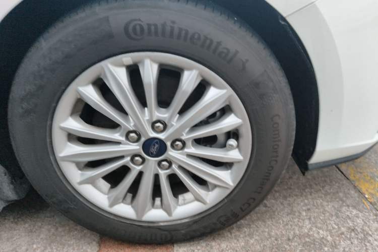 Used Ford Focus 2019 Sedan EcoBoost 180 Automatic Trend Edition
