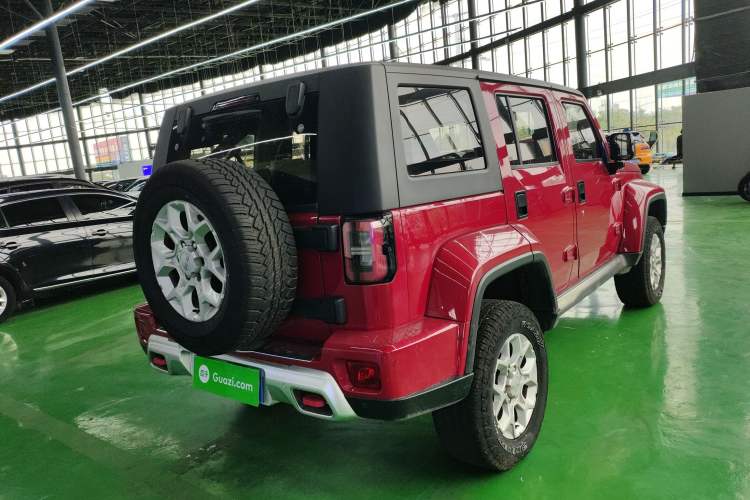 Used BAIC Off-Road BJ40 2019 PLUS 2.3T Manual Four-Wheel Drive Prestige Edition China VI Emission Standard