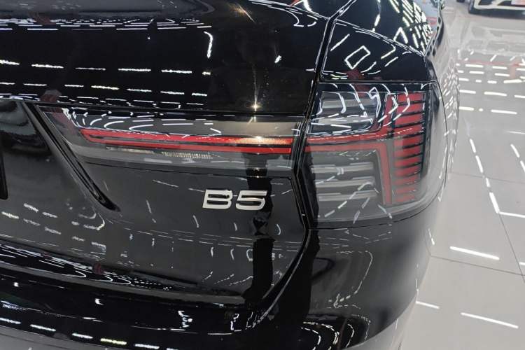 Used Volvo S90 2026 B5 Zhiyuan Luxury Edition
