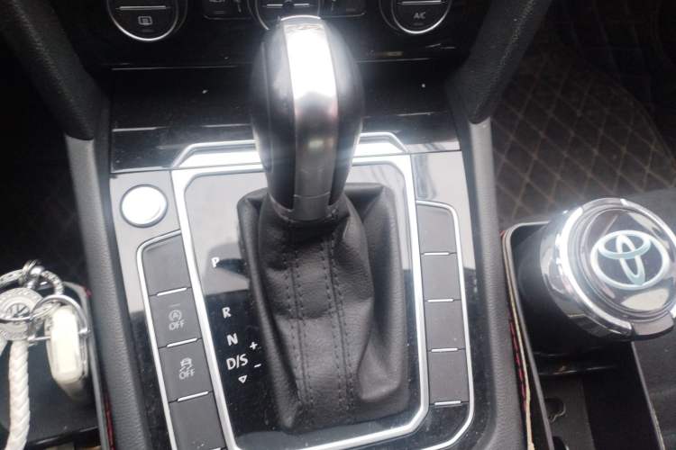 Used Volkswagen Magotan 2018 330TSI DSG Luxury Model