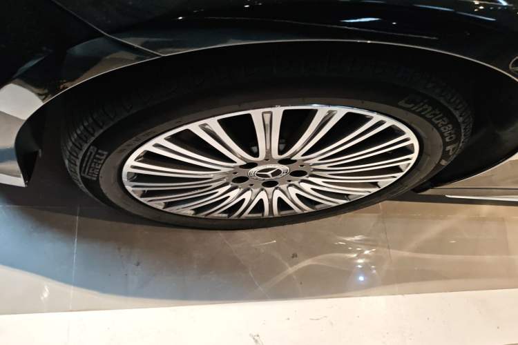 Used Mercedes-Benz E-Class 2021 E 300 L Sport Luxury Edition
