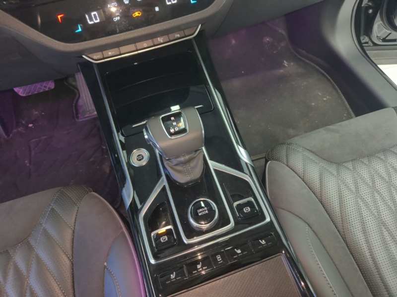 Used Hongqi HS5 2022 2.0T Smart Connect Flagship Edition – Chinese Trim Xiang — 13