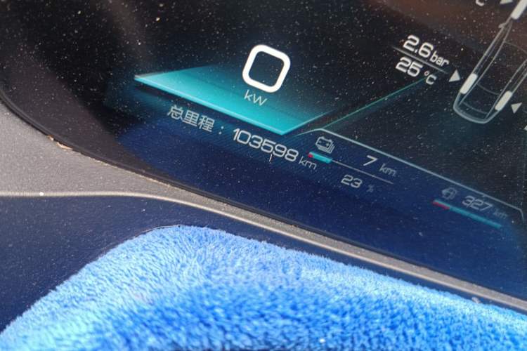 Used BYD Qin Pro New Energy 2019 DM Super Edition 1.5TI Automatic Smart Connect Speedy Model China VI Standard Odometer Close Up