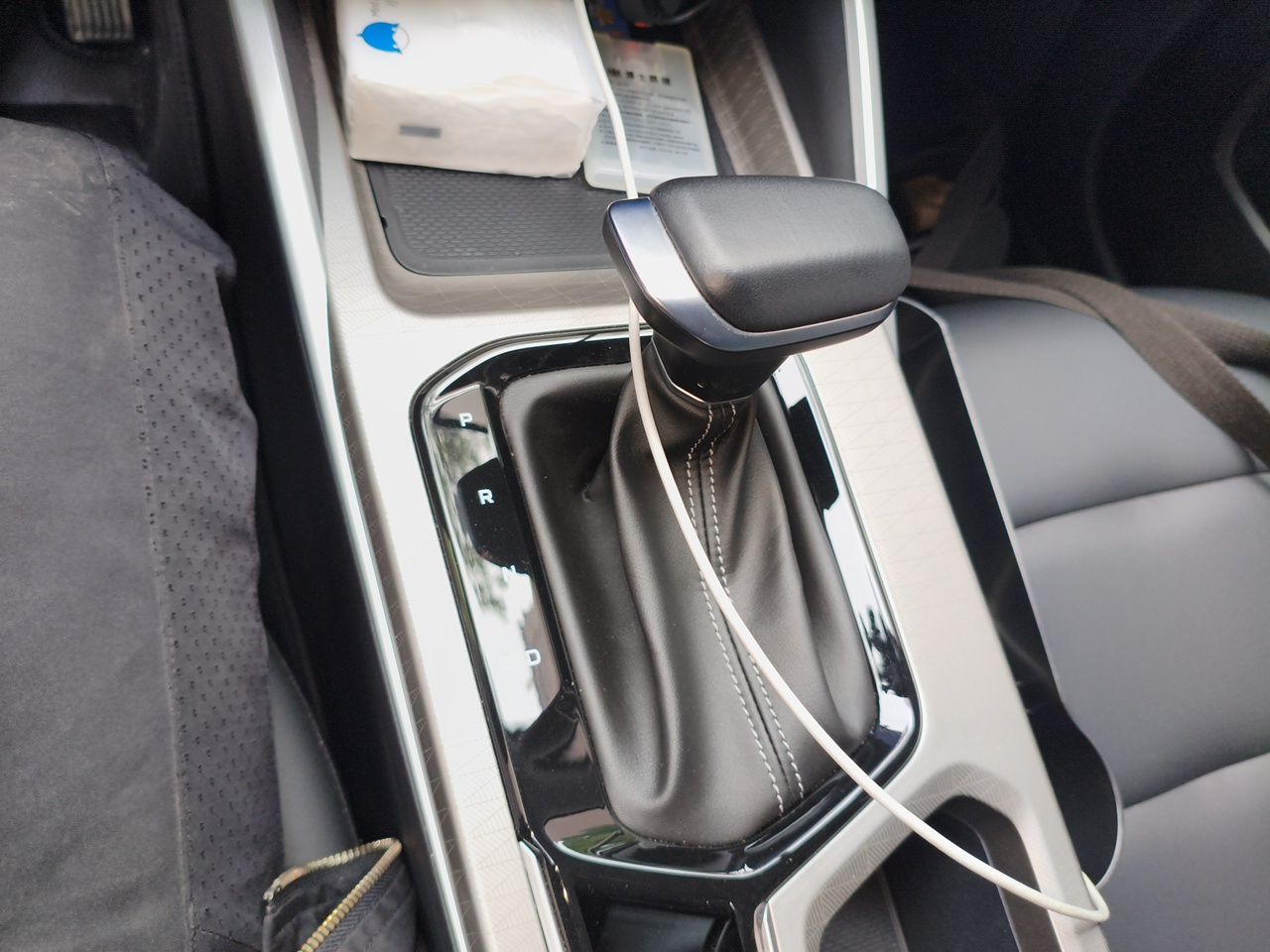 Geely Auto Emgrand 2025 4th Generation 1.5L CVT Luxury Version — снимка 14