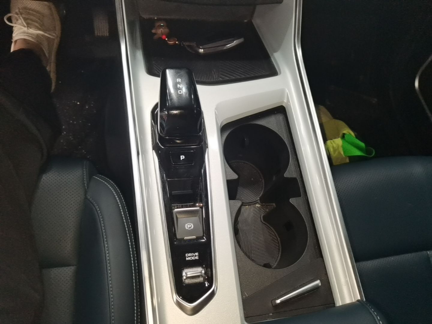 Geely Auto Jiajie 2023 Geely Jiaji L 1.5TD DCT Luxury Model - Luxury — снимка 18