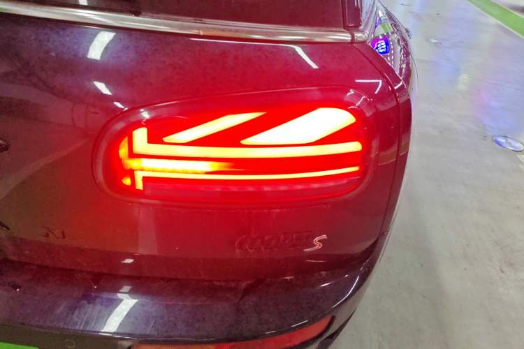 Used MINI Clubman 2023 Revised 2.0T COOPER S Connoisseur Right Rear Taillight
