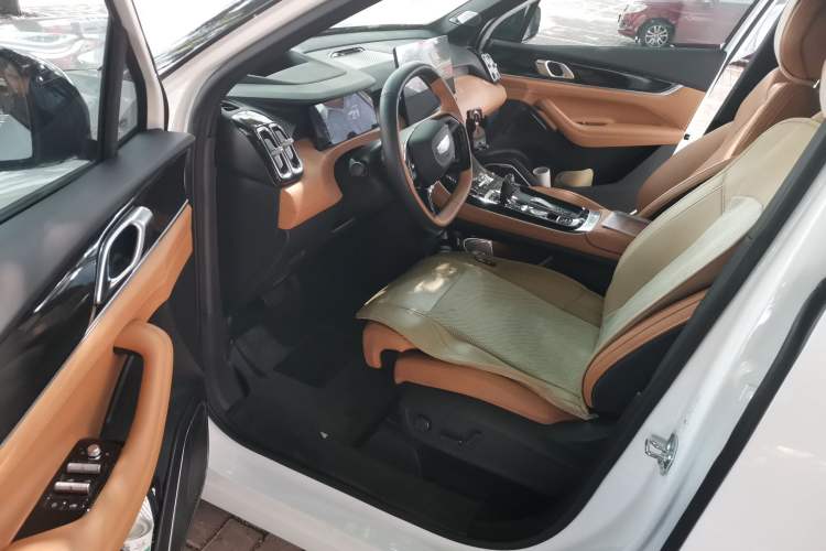 Used Geely Auto FX11 2025 4th Generation 1.5TD DCT Jinxiu