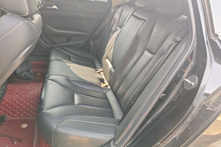 Used Hongqi H5 2019 30TD Dynamic Edition
