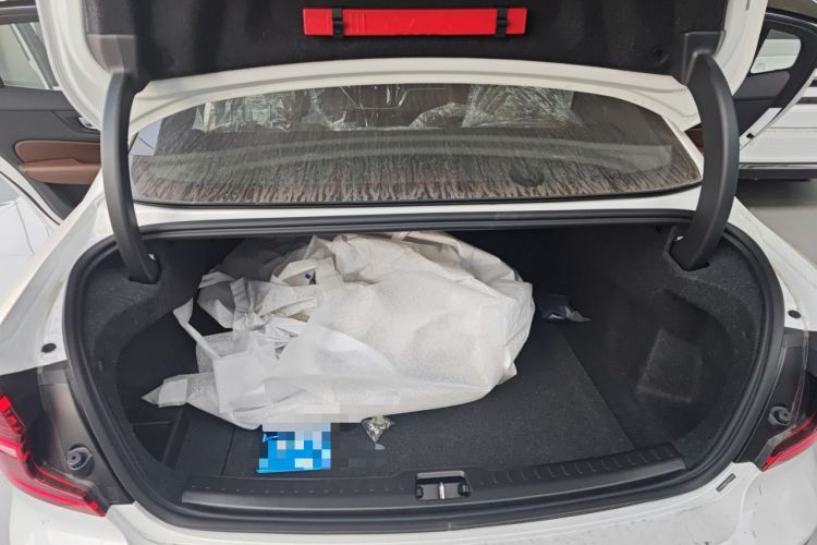 Used Volvo S60 2026 Model B4 Zhiyi Luxury Edition