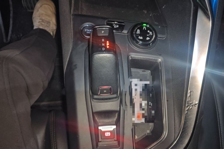 Used Peugeot 5008 2017 380THP 7-Seater Luxury Edition