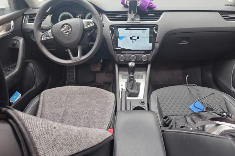 Used Skoda Octavia 2019 1.5L Automatic Smart Drive Luxury Edition China VI Standard
