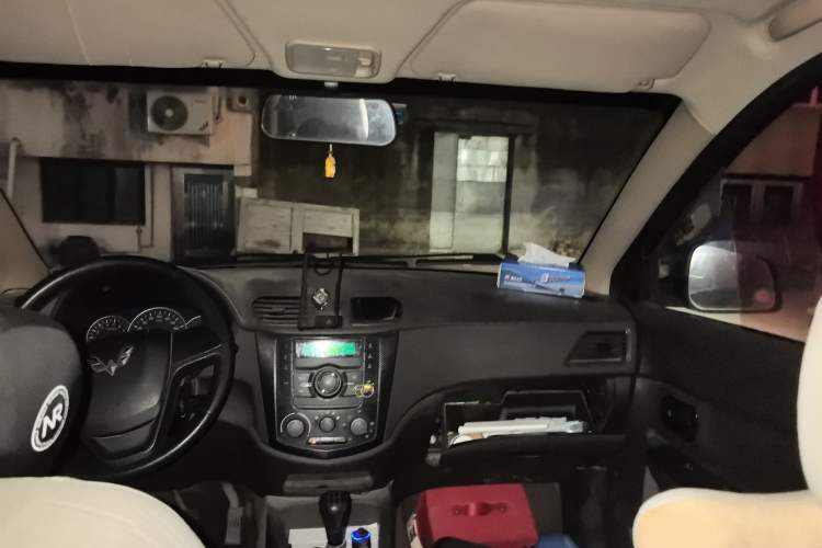 Used Wuling Hongguang 2016 1.5L S1 Deluxe Model China V-standard