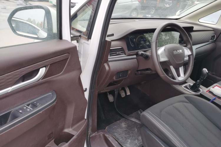 Used BAW Ruisheng Ace M7 2023 1.6L Standard Wheelbase Wealth Creation Model 5 Seats Driver Seat