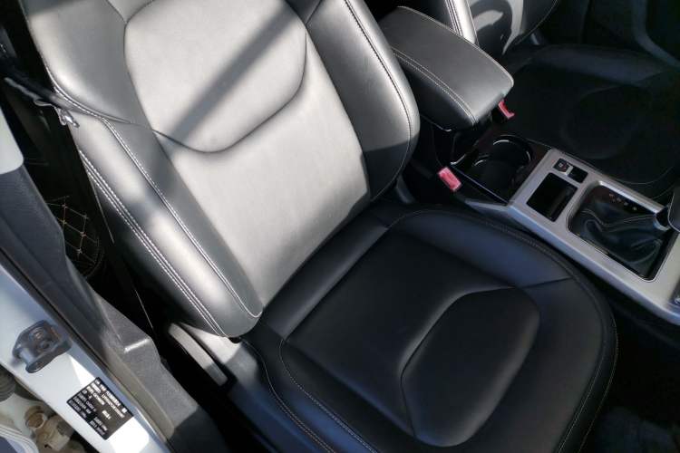 Used Bestune X40 2019 1.6L Automatic Luxury Edition China VI
