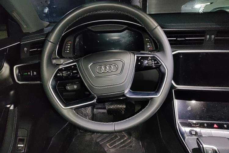 Used Audi A7L 2025 45 TFSI Luxury Edition Steering Wheel