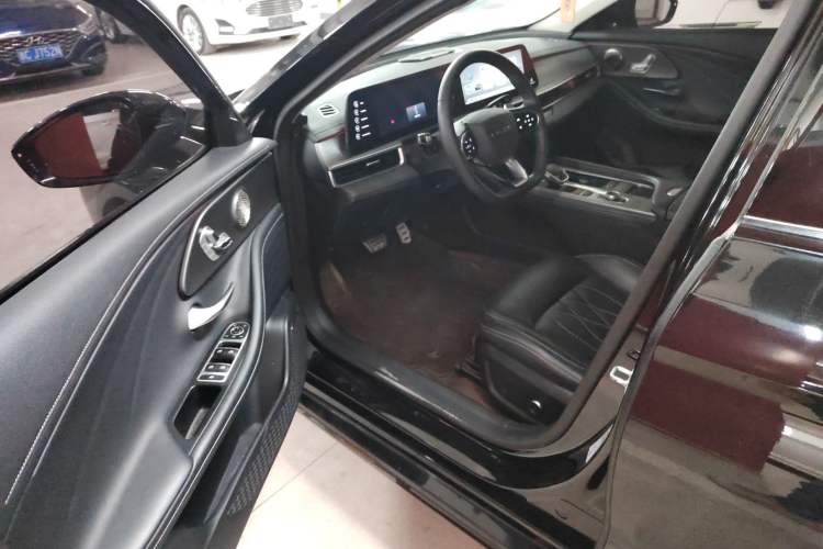 Used Chery Arrizo 8 2023 High-Performance Edition 2.0T DCT Powerfully Equipped
