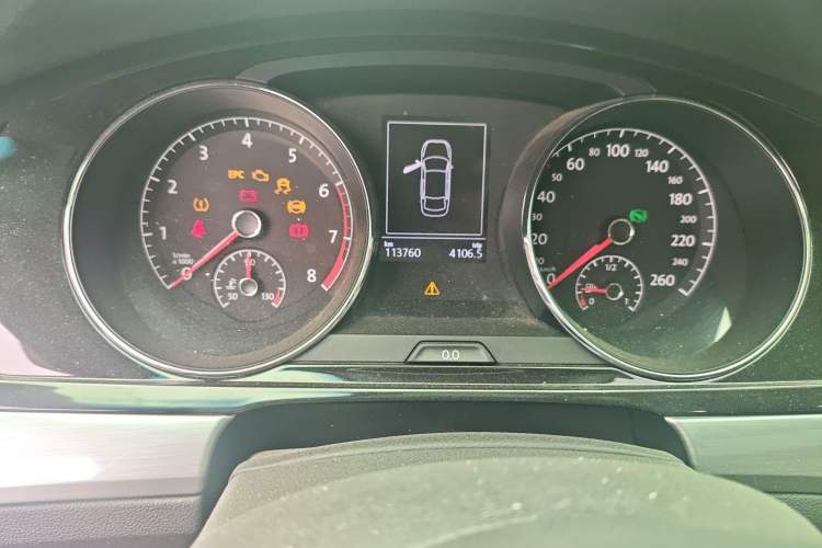 Used Volkswagen Lamando 2017 280TSI DSG Comfort Edition Odometer Close Up