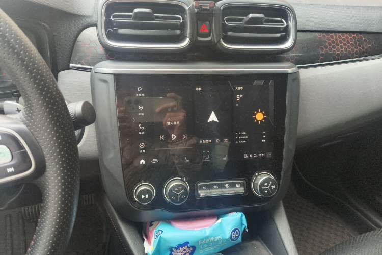 Used Lynk & Co 03 2020 1.5TD DCT JingPro Edition Audio And AC Panel