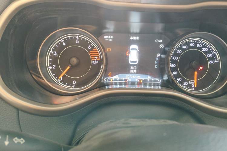 Used Jeep Cherokee 2016 2.0L Superior Edition