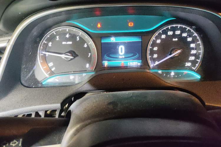 Used Buick GT 2015 15N Automatic Elite Version