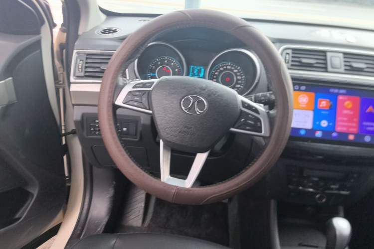 Used BAIC Senova X65 2015 2.0T Automatic Elite Model