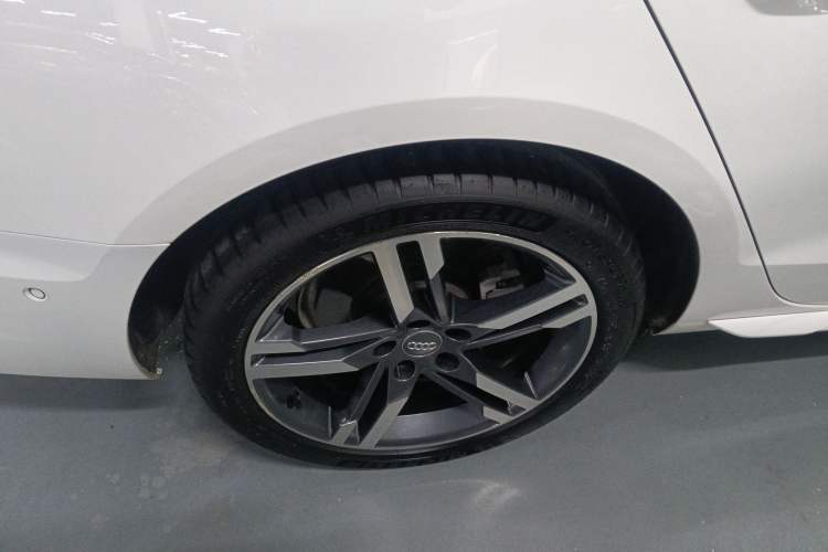 Used Audi A4L 2020 40 TFSI Luxury Dynamic Model