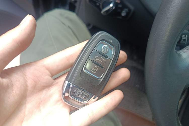 Used Audi Q5 2017 Plus 40 TFSI Technology Model