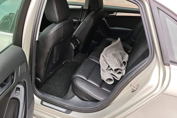 Used Audi A4L 2015 35 TFSI Automatic Standard Model
