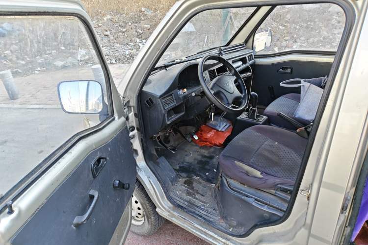 Used Wuling Zhiguang 2013 1.0L Practical Version
