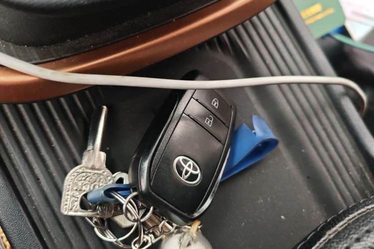 Used Toyota bZ3 2023 517 km Elite PRO Vehicle Key