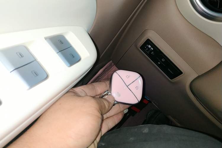 Used Wuling Hongguang MINIEV 2025 Four-Door Version Premium Edition