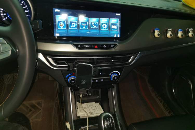 Used CHANGAN Eado 2019 High-Energy Edition 1.6L GDI Manual Pioneer Model China VI Standard
