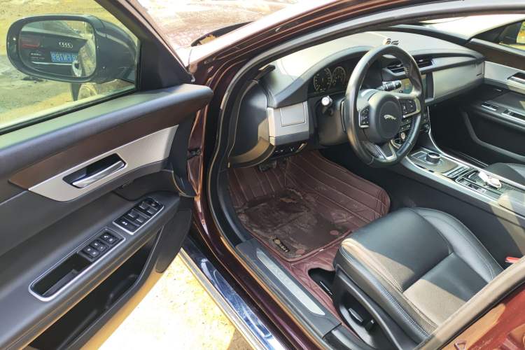 Used Jaguar XFL 2019 XFL 2.0T 250 PS Two-Wheel-Drive Luxury Edition Driver Seat