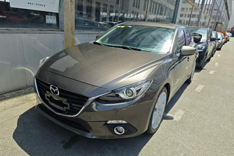 Used Mazda 3 Axela 2014 Hatchback 2.0L Automatic Flagship Model