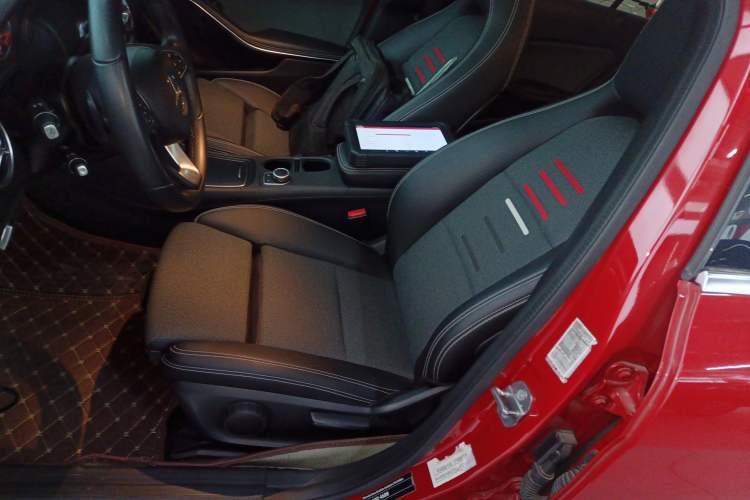 Used Mercedes-Benz A-Class (Import) 2018 A 200 Dynamic Edition
