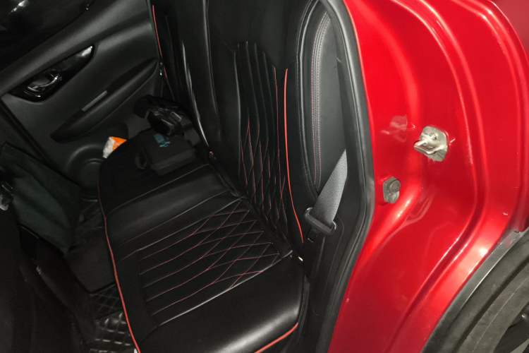 Used Nissan Qashqai 2016 2.0L CVT Luxury Edition Left Rear Seat