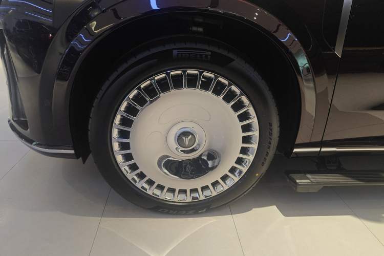 Used VOYAH Titan 2026 Model Max+ Left Front Wheel Hub