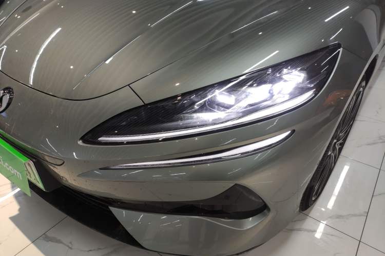 Used Denza Z9GT 2024 1100 Four-Wheel Drive Ultra Version Left Front Headlight