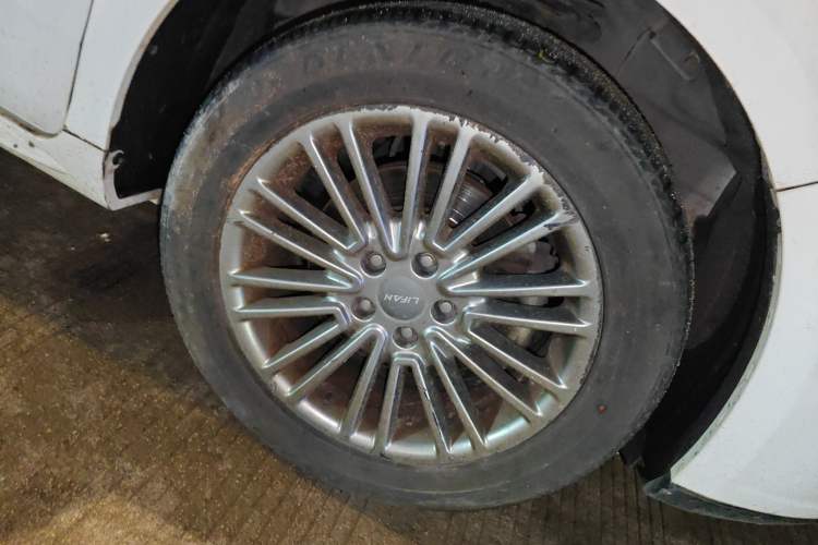 Used Lifan Auto Xuanlang 2017 1.8L Manual Elite Model