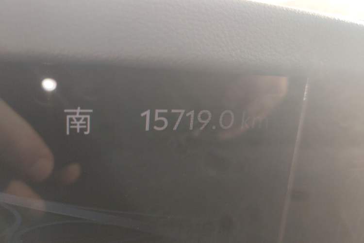 Used Lincoln Nautilus 2023 2.0T Four-Wheel Drive Luxury Edition Odometer Close Up