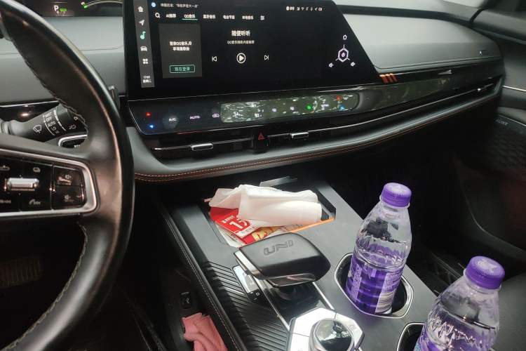 Used CHANGAN UNI-K 2021 2.0T Excellence Edition Audio And AC Panel