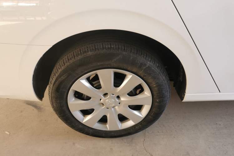 Used Peugeot 301 2018 1.6L Manual Comfort Edition
