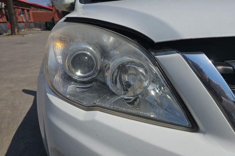 Used Haval H6 2013 Upgraded Model 1.5T Manual Two-Wheel Drive Elite Version
