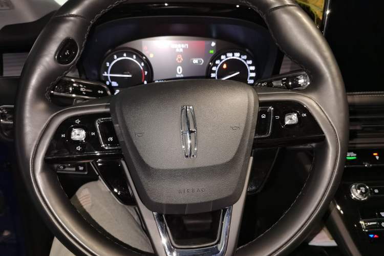 Used Lincoln Corsair 2020 2.0T Two-Wheel Drive Luxury Edition
